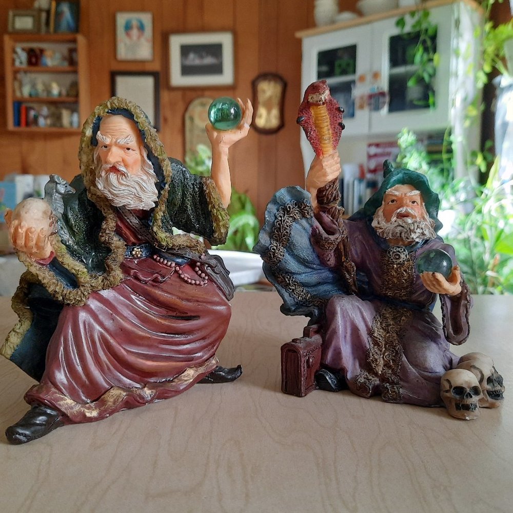 Wizard Fantasy Decoration Figurines 6" - Set of 2